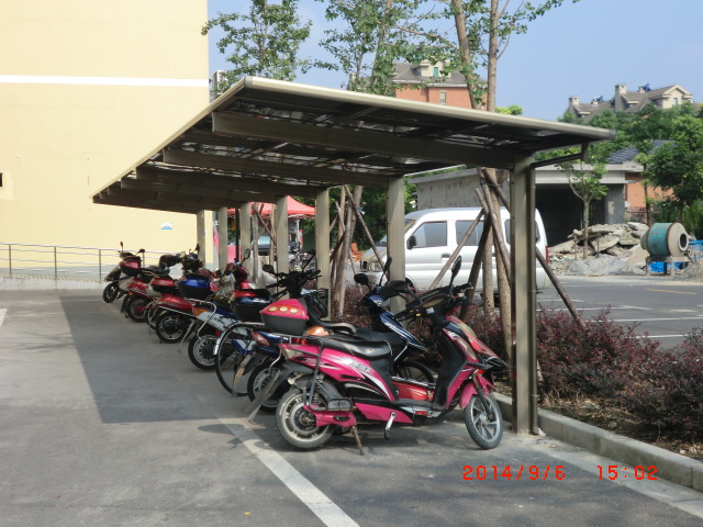 搭建小區(qū)專(zhuān)用非機(jī)動(dòng)車(chē)停車(chē)棚,認(rèn)準(zhǔn)至尊卡爾指定品牌