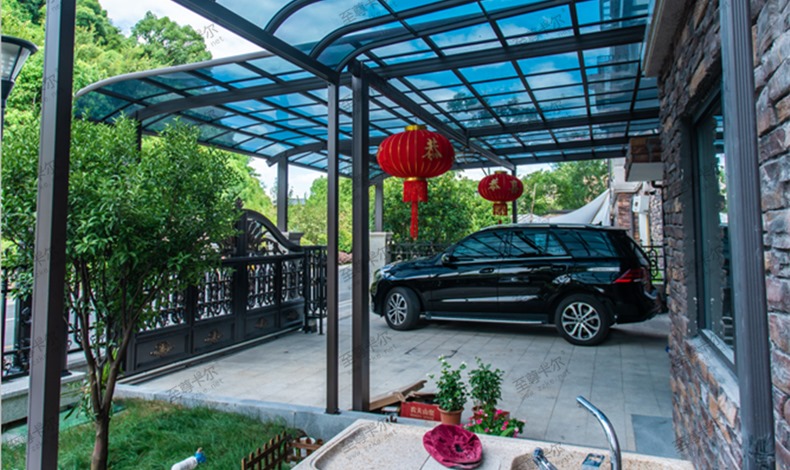 自家一樓院子搭建雨棚？先看完這些雨棚圖片實(shí)景！