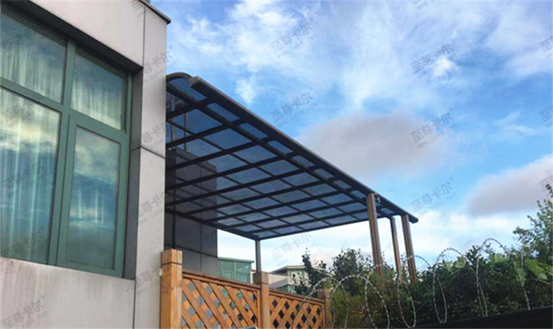 家用雨棚都有哪些材料？家用雨棚用什么材料好？