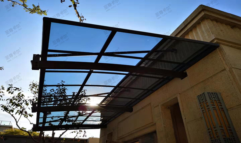 透明雨棚用什么材質耐用？看看這些透明雨棚圖片就知道了