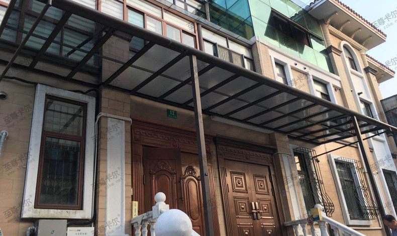 耐力板雨棚使用壽命多長？-耐力板雨棚使用壽命詳解