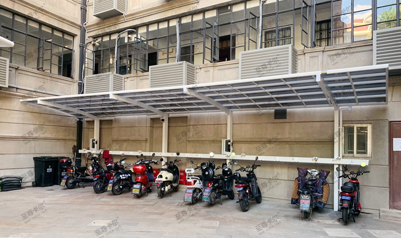 電動車充電停車棚怎么做？這篇文章幫你解決，快看這些電動車充電停車棚效果圖