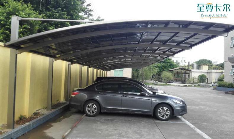 汽車遮陽棚廠家哪家好？材料怎么選？